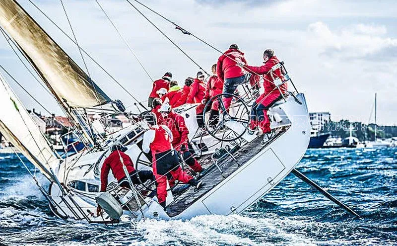 熊猫体育app蓝色光标「揭秘：足球运动员为何易患近视？原因有哪些？」